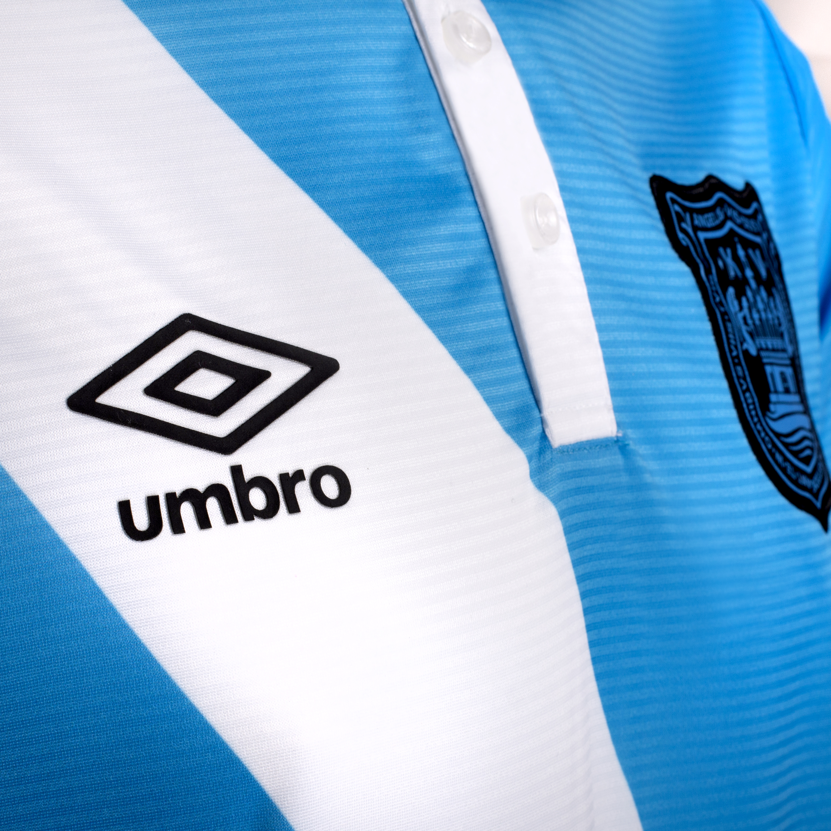 Product Shot PueblaFC Jersey Conmemorativo 75 años
