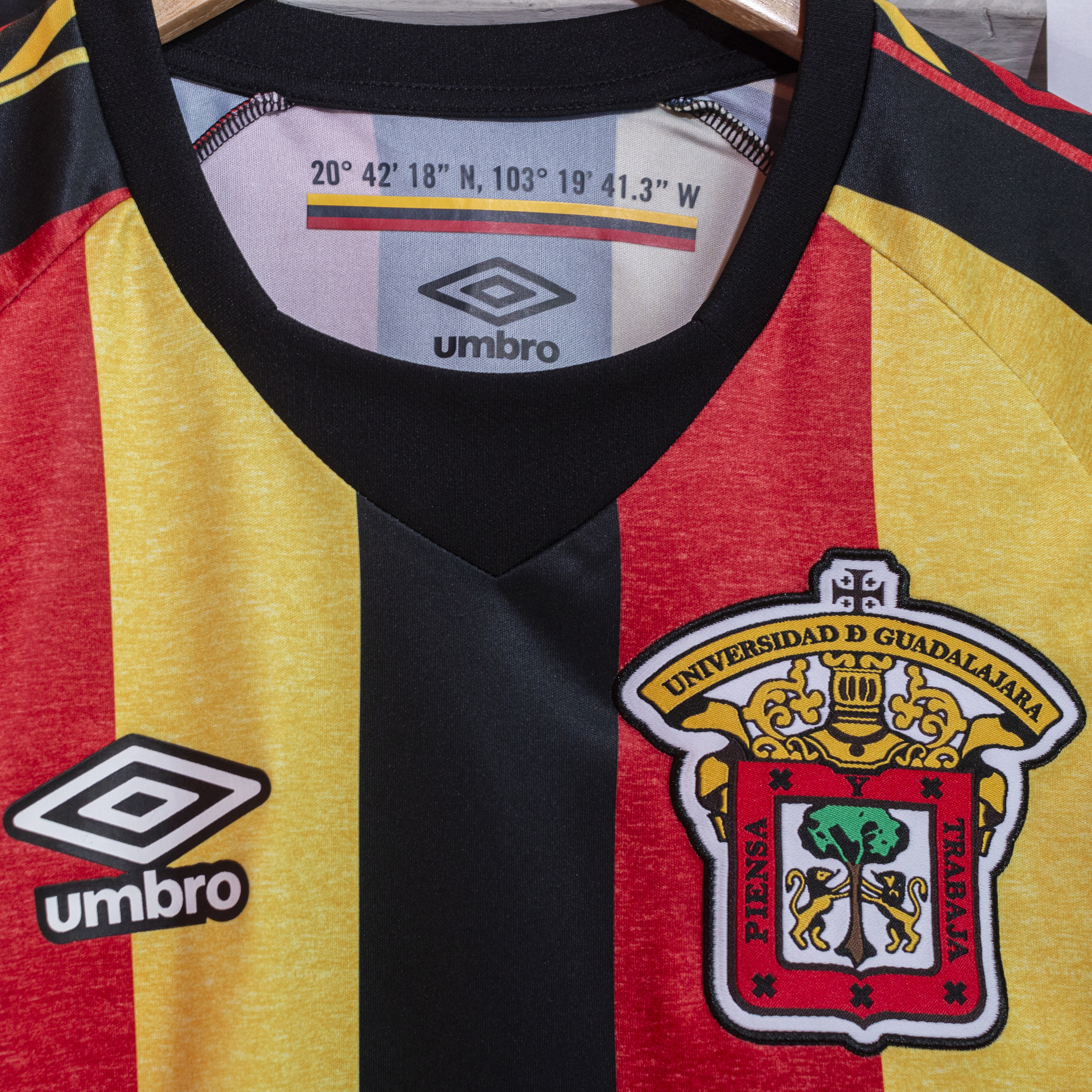 Product shot UdeG Local 2019/20